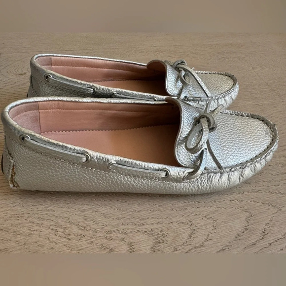 J Crew driving moccasins brand new, silver, size 7 - Picture 3 of 7